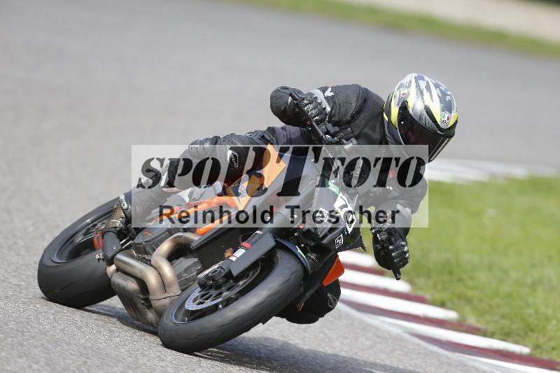 /53 16.09.2025 Track Day Domi Aegerter ADR/Gruppe gruen/70